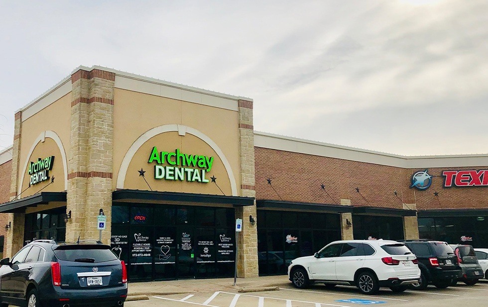 Outside view of Archway Dental office building